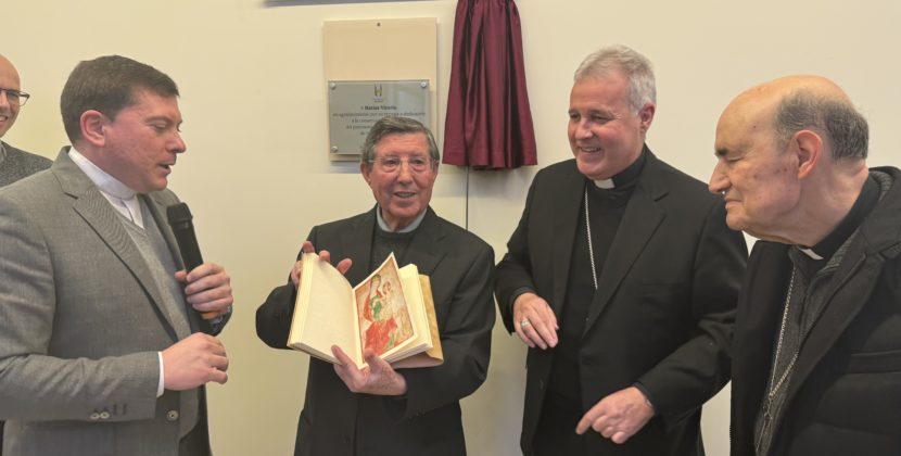 Matías Vicario Santamaría cumple 50 años al servicio del Archivo Archidiocesano