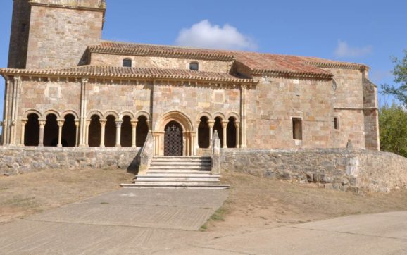Burgos abre sus templos en verano para los turistas y peregrinos