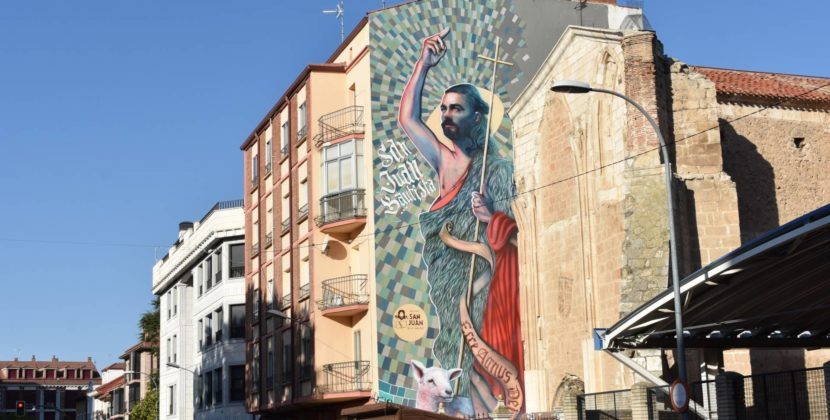 La parroquia de San Juan de la Vera Cruz de Aranda inaugura un mural de 19 metros de altura