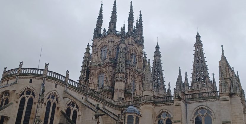 La Catedral de Burgos y sus antiguos oficios protagonistas de ‘Piedra sobre piedra’