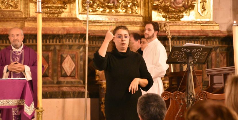 El arzobispo preside en la Catedral una misa por el Día de la Discapacidad