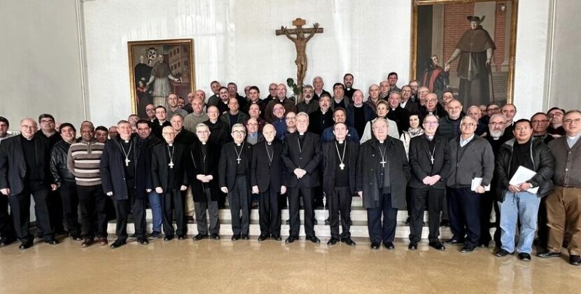 La renovación del estilo pastoral y las estructuras evangelizadoras centran los trabajos del Encuentro de Obispos, Vicarios y Arciprestes de Iglesia en Castilla