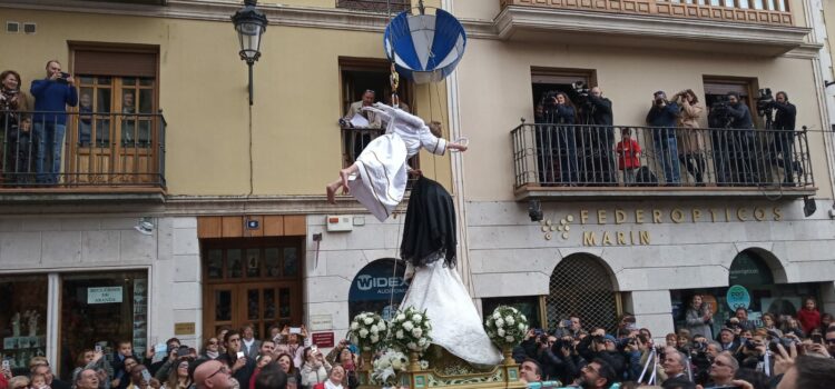 La Ribera pone en valor las tradiciones más genuinas de su Semana Santa