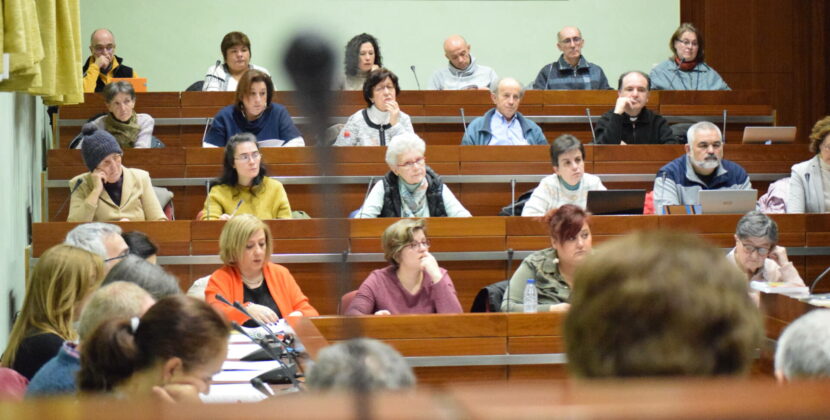 Mejorar los consejos arciprestales y parroquiales: «No hay que tener más andamios que casa»