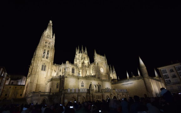 Conciertos, visitas teatralizadas y pintura en vivo: la Iglesia también participa en La Noche Blanca