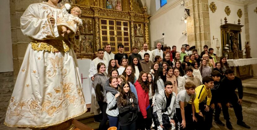 El Camino de Santiago vuelve a poner en marcha a los jóvenes