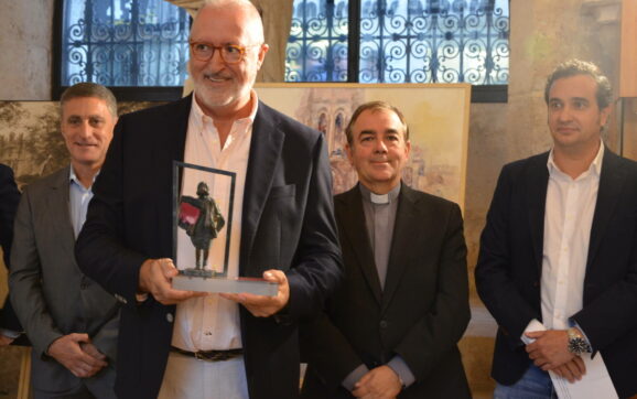 El Claustro Bajo de la Catedral acoge la muestra del XXVII Premio Diario de Burgos de Pintura Rápida