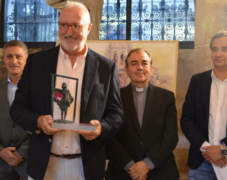 El Claustro Bajo de la Catedral acoge la muestra del XXVII Premio Diario de Burgos de Pintura Rápida