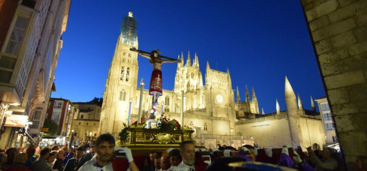 Cristo en la cruz, «fármaco para los sufrimientos del alma»