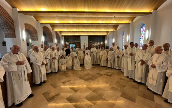 Los sacerdotes de la ciudad inician el curso con su tradicional ‘universidad de curas’