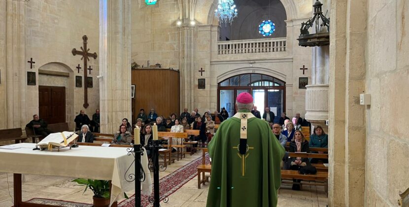 Mons. Iceta arranca la visita pastoral en la unidad pastoral de Sarracín-Cogollos