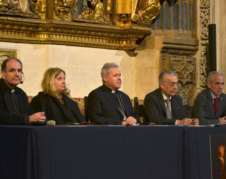 El arzobispo reivindica la «originalidad» de la Semana Santa burgalesa