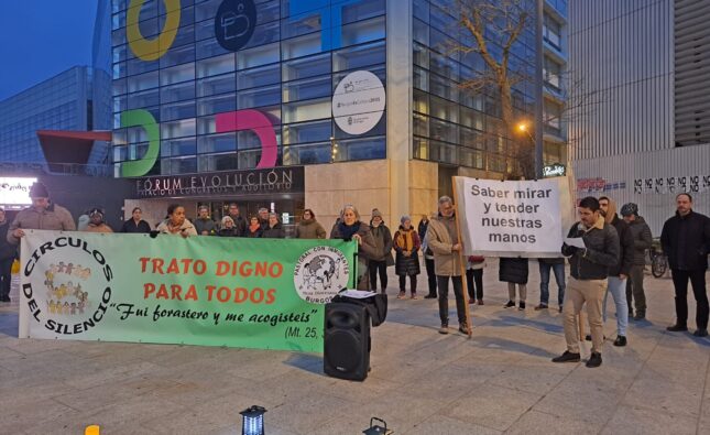 «Saber mirar y tender nuestra manos»: nuevo Círculo de Silencio