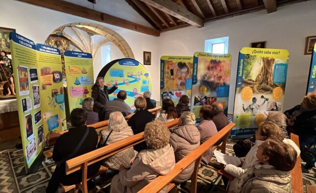 El arciprestazgo de La Sierra organiza una exposición sobre la Biblia