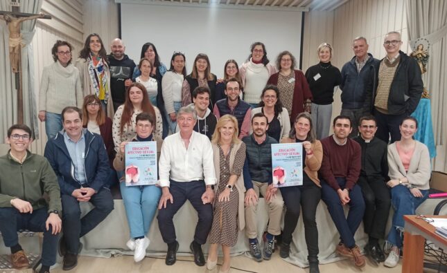 Familia y Vida organiza el primer curso del programa Teen STAR en Burgos