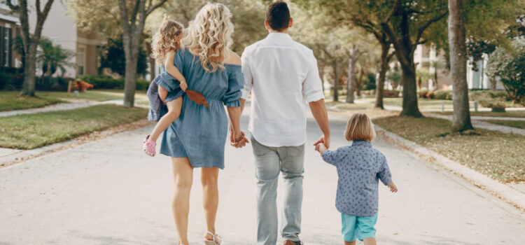 «La familia, escuela de comunión»