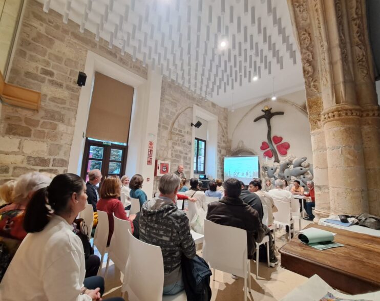 «Lo que siempre podemos hacer es escuchar, tratar de entender y dar esperanza»
