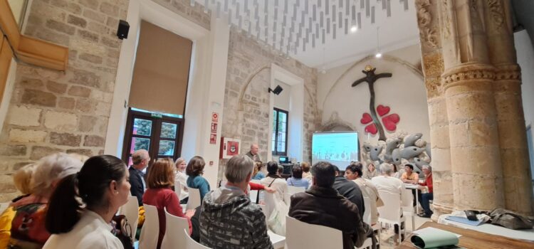 «Lo que siempre podemos hacer es escuchar, tratar de entender y dar esperanza»