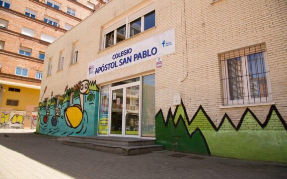 Colegio Apóstol San Pablo: 50 años educando «con el corazón»