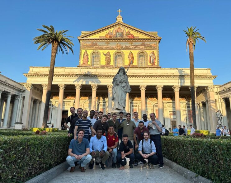 La comunidad del Seminario de Burgos comienza en Roma el Jubileo de los Seminaristas