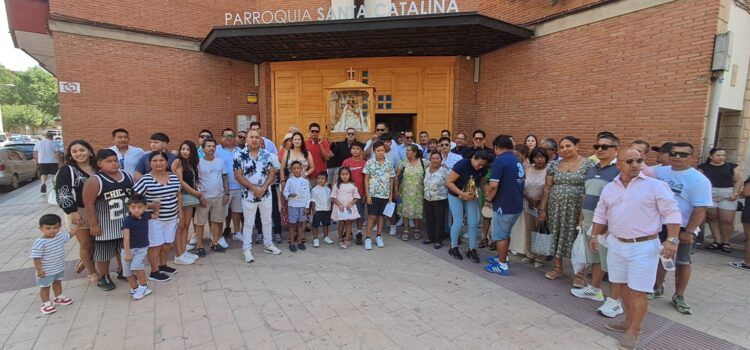 Las comunidades ecuatorianas celebran a la Virgen del Cisne en Miranda y Aranda