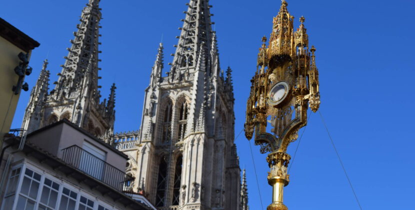«Del altar brota el amor verdadero»