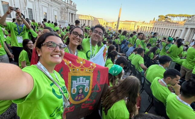 «Aspiren a cosas grandes, a la santidad. No se conformen con menos»