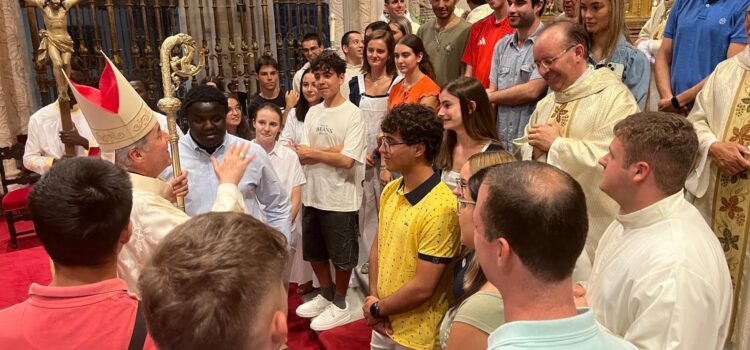 «Una invitación a los jóvenes como peregrinos de esperanza»