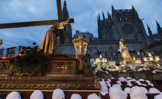 Concluye la renovación de la Junta de Semana Santa de Burgos