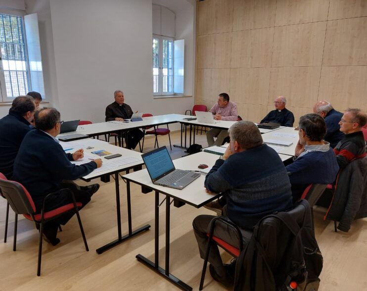 El Colegio de Arciprestes mantiene su primera reunión del curso