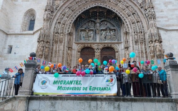 Santo Domingo de Guzmán se une para orar por los migrantes, ‘misioneros de esperanza’