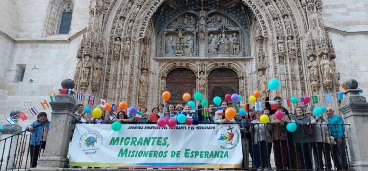 Santo Domingo de Guzmán se une para orar por los migrantes, ‘misioneros de esperanza’