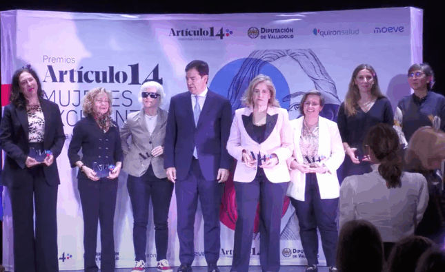 Consuelo Rojo recibe el Premio Mujeres Excelentes Castilla y León