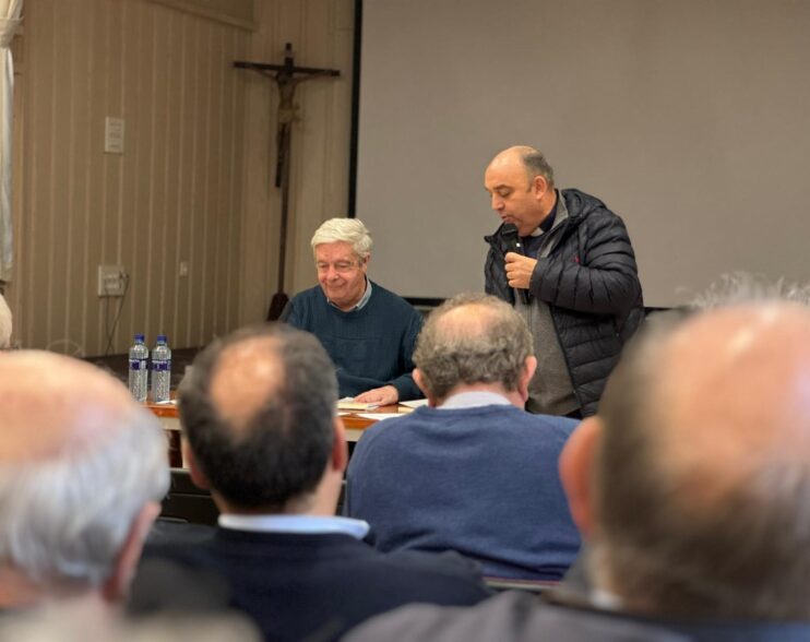 «El ministerio ordenado es un servicio a la armonía»: Eloy Bueno anima a los sacerdotes a vivir la sinodalidad como tarea compartida