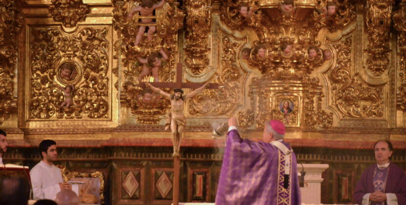 «La fiesta de los difuntos es la fiesta de la esperanza»: el arzobispo invita a mirar la muerte desde la luz de la resurrección