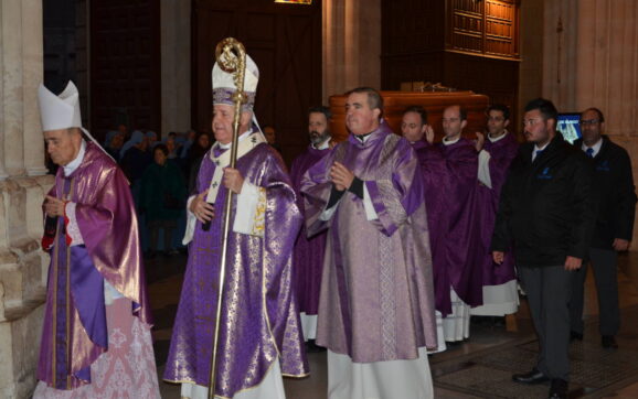 Mons. Francisco Gil Hellín, un servidor «bueno y fiel»