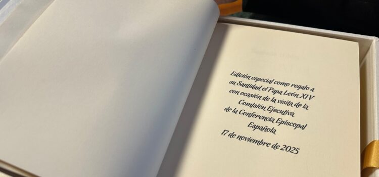 El arzobispo visita al papa León XIV junto a la Ejecutiva de la CEE