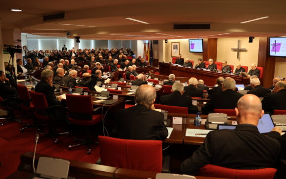 Mons. Mario Iceta se incorpora a la Plenaria de la CEE