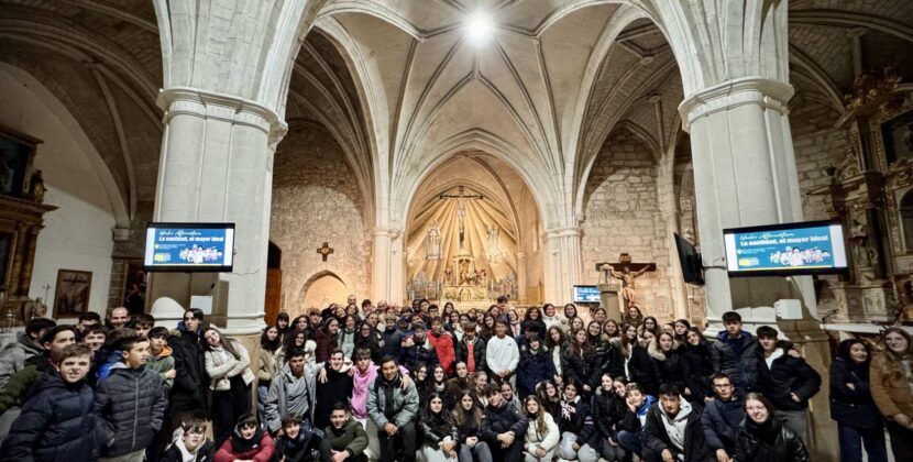Adolescentes que aspiran a la santidad