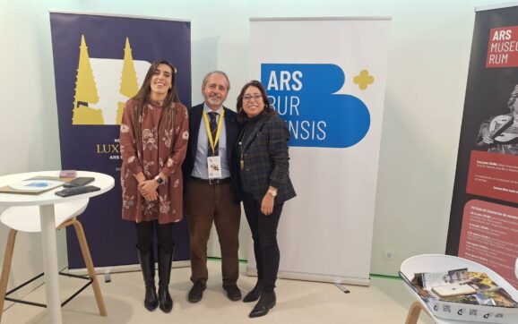 El stand de Ars Burgensis en AR-PA recibe la visita de las instituciones