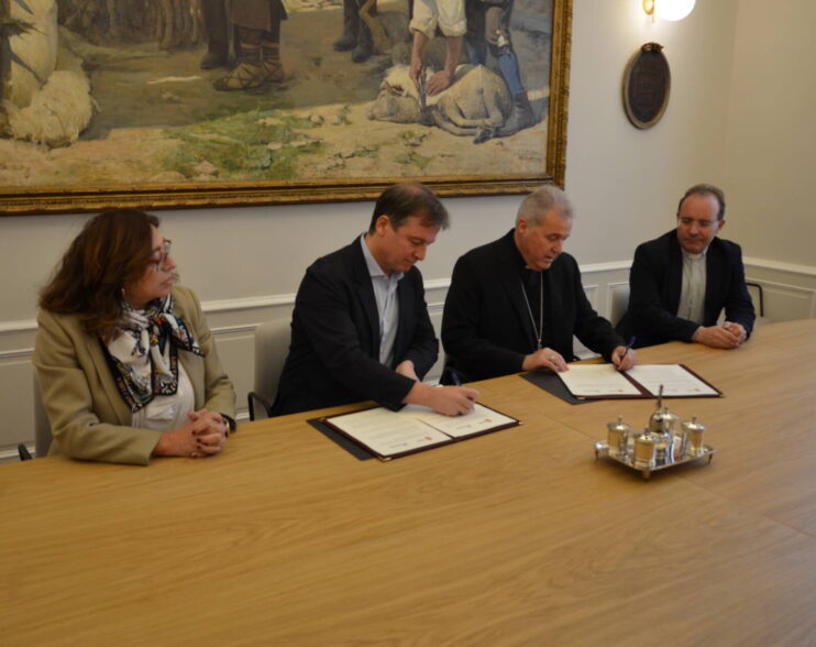El Arzobispado y la Diputación renuevan el ‘Convenio de las Goteras’