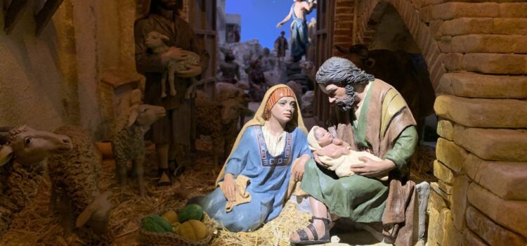 «En el Niño Dios volvemos a ser hijos y hermanos»