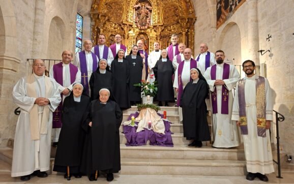 Palacios de Benaver acoge una tanda de ejercicios espirituales para sacerdotes