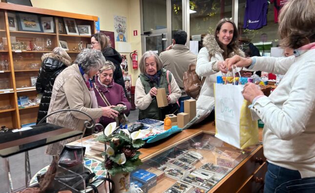 Manos Unidas de Miranda está celebrando su rastrillo solidario