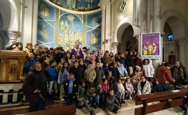 Mons. Iceta retoma su visita pastoral en la Anunciación