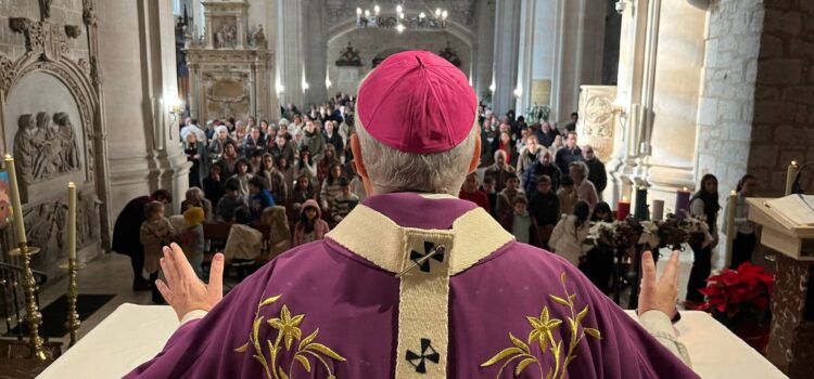 El arzobispo continúa su visita pastoral en San Lesmes, abad