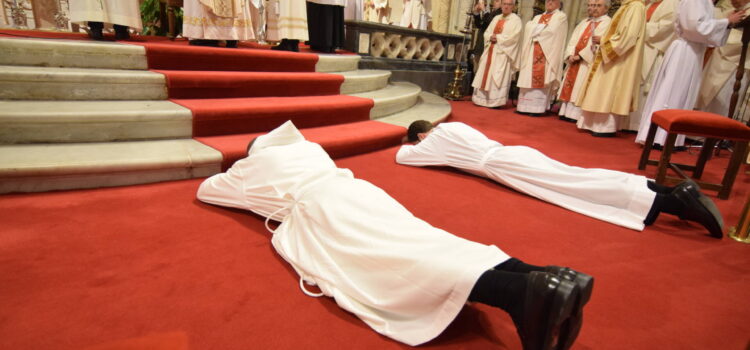 Dos seminaristas de Burgos, a las puertas del diaconado: «La meta no es otra que ser santo»