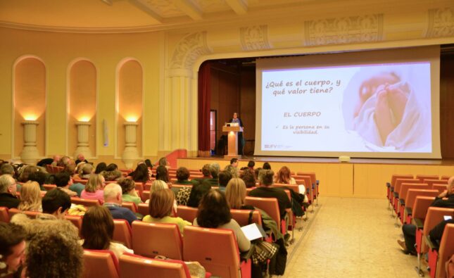 Los docentes de la Fundación Manjón-Palencia se forman en «educar el corazón»