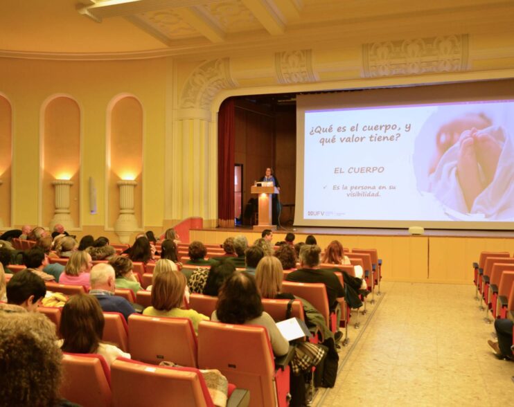 Los docentes de la Fundación Manjón-Palencia se forman en «educar el corazón»