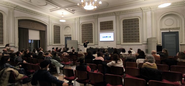 Combatir la adicción a la pornografía: «Encontrar luces en las sombras»